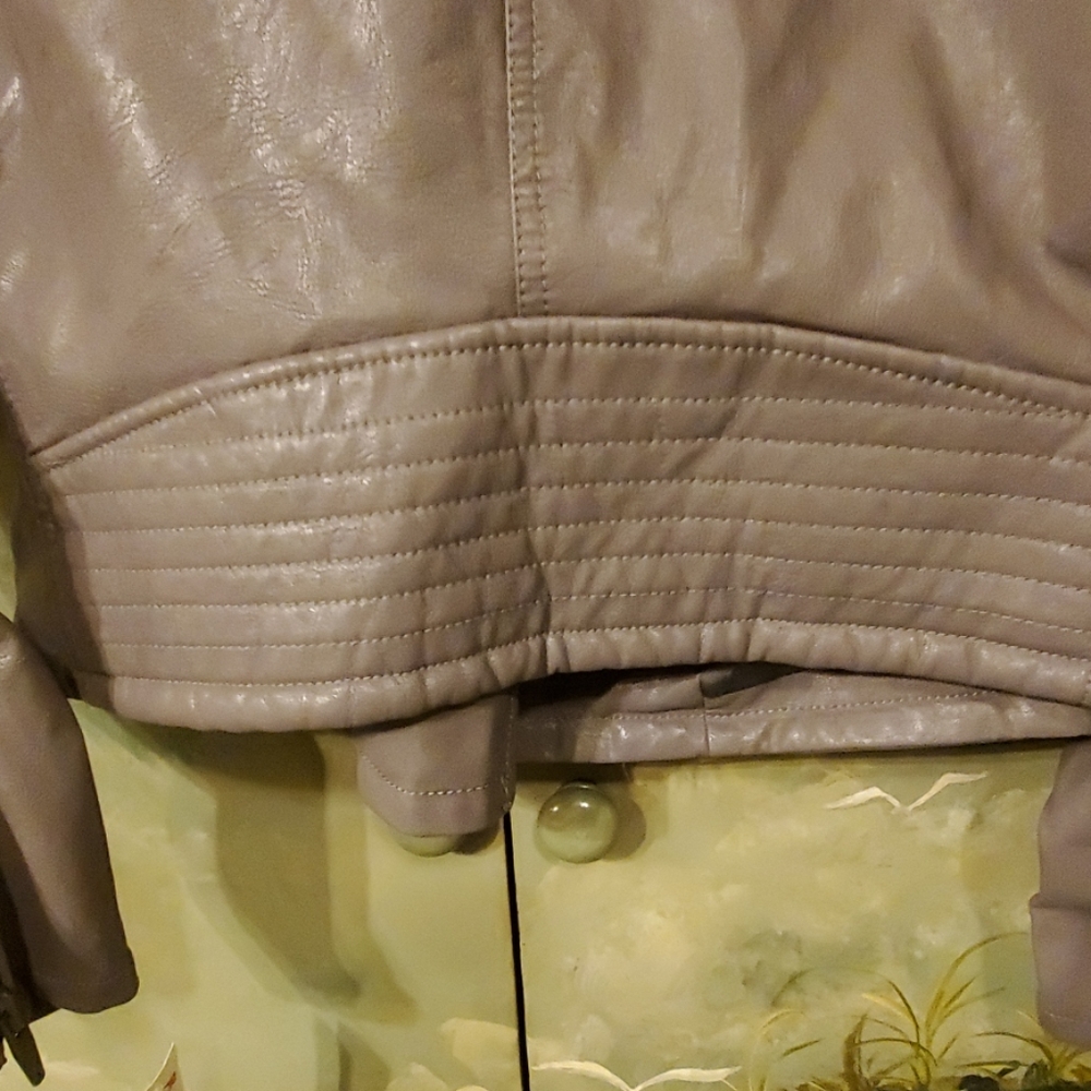 JACKET - Picture 7 of 7
